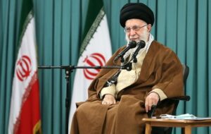 رهبر انقلاب: کشورهای اسلامی باید ارتباط خود را با رژیم صهیونیستی قطع کنند
